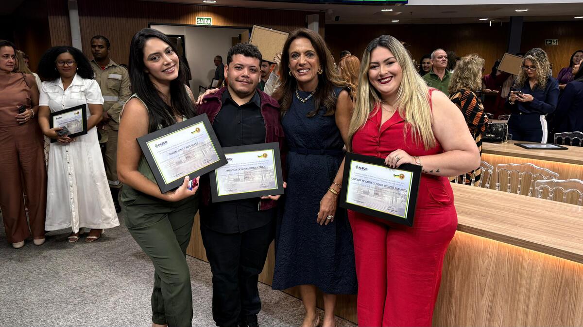 Equipe do CETT-UFG é homenageada na Alego 